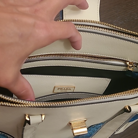 PRADA Purse - Picture 7 of 7